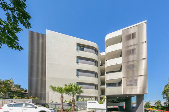 2/10 Amersham Street, West End  QLD  4101