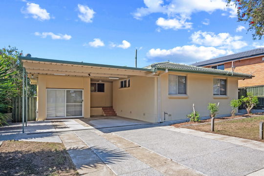 59 Sunbury Street, Geebung  QLD  4034