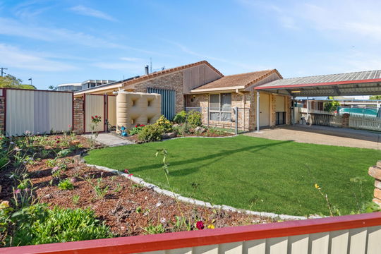 2 Parklands Circuit, Boondall  QLD  4034