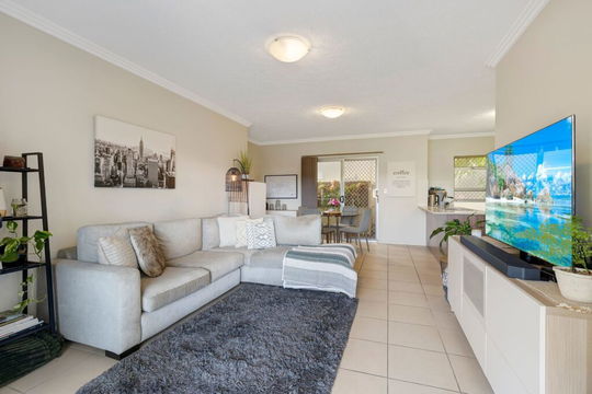 4/15 Rhodes Street, Stafford  QLD  4053