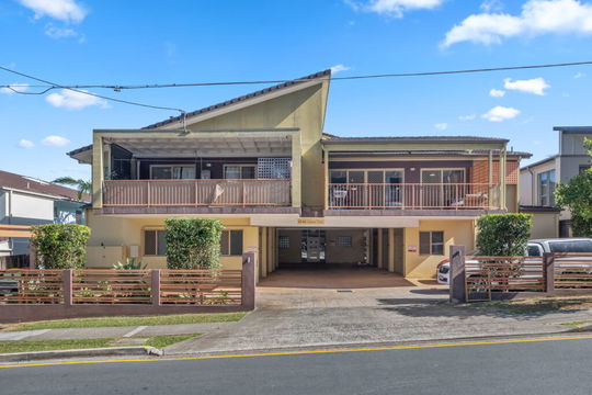5/64 Sparkes Street, Chermside  QLD  4032