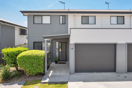 18/1 Emerald Place, Bridgeman Downs  QLD  4035