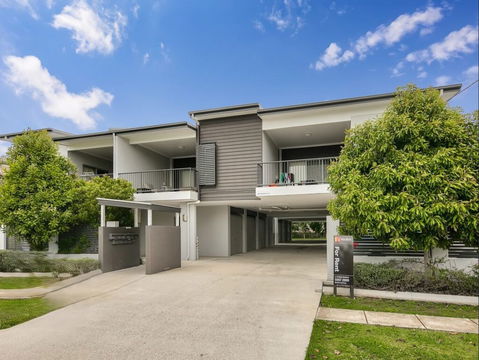 7/14 Battersby Street, Zillmere  QLD  4034