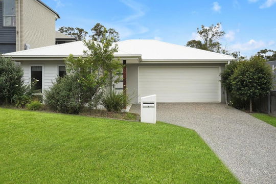 4 Eunice Place, Everton Park  QLD  4053