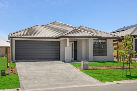52 Yellowstone Circuit, Yarrabilba  QLD  4207