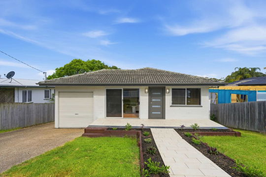 16 Knutsford Street, Chermside West  QLD  4032