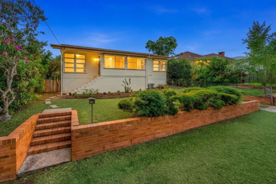 18 Pelton Street, Aspley  QLD  4034