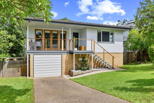 5 Corang Crescent, Ferny Hills  QLD  4055