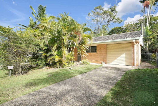 24 Grevillea Street, Everton Hills  QLD  4053