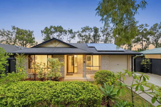 10 Oxford Place, Fitzgibbon  QLD  4018