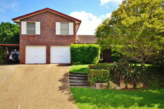 23 Fairhaven Street, Bridgeman Downs  QLD  4035