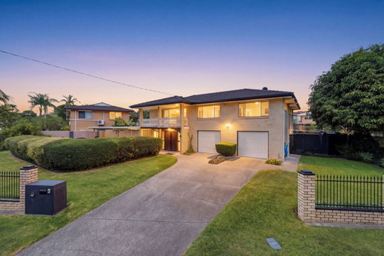 6 Craigslea Street, Chermside West  QLD  4032