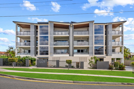 10/18 Buruda Street, Chermside  QLD  4032