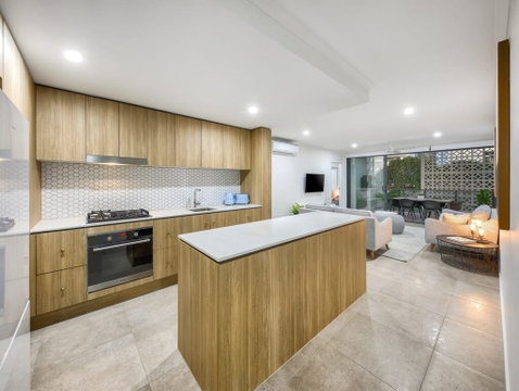 305/16 Curwen Terrace, Chermside  QLD  4032