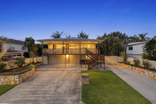 8 Bushland Street, Boondall  QLD  4034