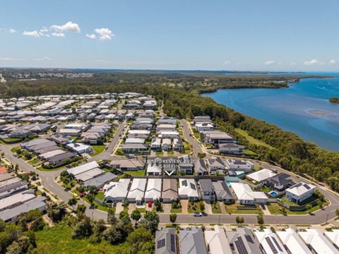 95 Shoreview Boulevard, Griffin  QLD  4503