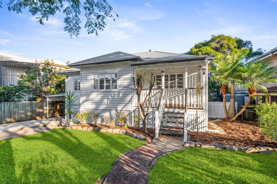 38 Aveling Street, Wavell Heights  QLD  4012
