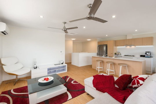 8/111 Soames Street, Everton Park  QLD  4053