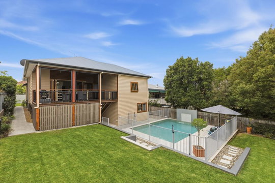 15 Sport Street, Kedron  QLD  4031