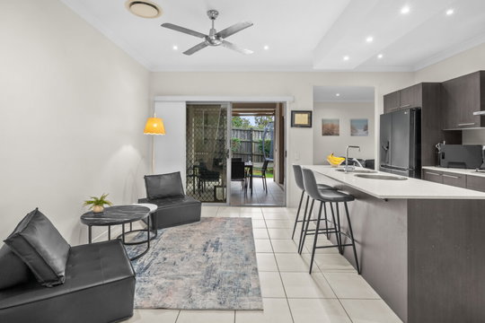 11 Eaton Close, North Lakes  QLD  4509
