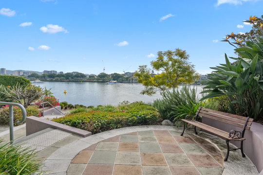 3/82 Macquarie Street, St Lucia  QLD  4067