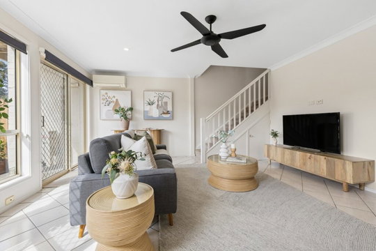 12/2 Russell Street, Everton Park  QLD  4053