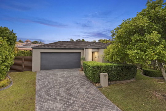 10 Wallum Close, Carseldine  QLD  4034