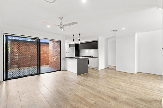 470 Grande Avenue, Spring Mountain  QLD  4300
