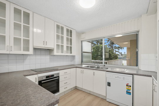 3/82 Macquarie Street, St Lucia  QLD  4067