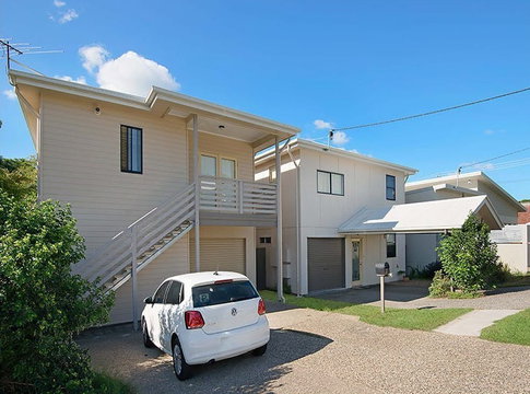 4/3 Tarm Street, Wavell Heights  QLD  4012