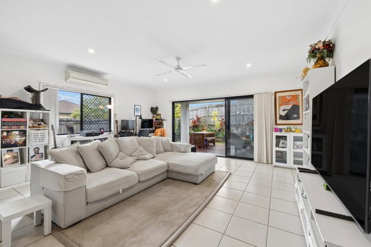 21 Rawlins Crescent, North Lakes  QLD  4509