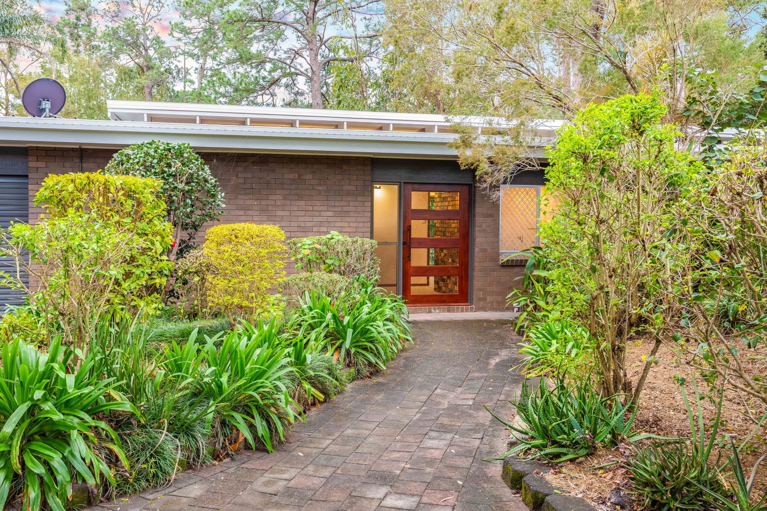 Listing image for 104 Bray Road, Lawnton  QLD  4501