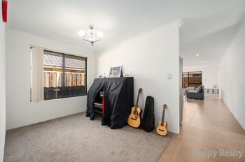 Listing image for 3 Selwyn Way, CANNING VALE  WA  6155