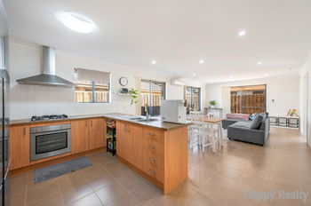 Listing image for 3 Selwyn Way, CANNING VALE  WA  6155
