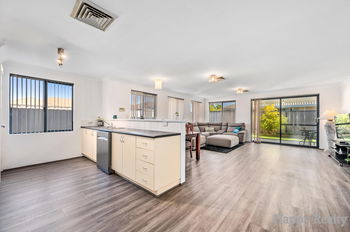 Listing image for 2 Velvick Lane, CANNING VALE  WA  6155