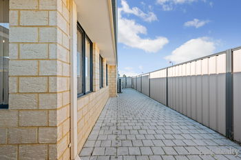 Listing image for 2 Velvick Lane, CANNING VALE  WA  6155