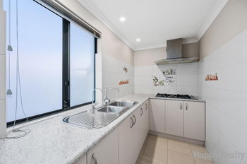 Listing image for 10 Kyle Way, CANNING VALE  WA  6155