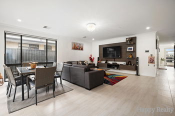 Listing image for 6 Bendigo Loop, BUSHMEAD  WA  6055