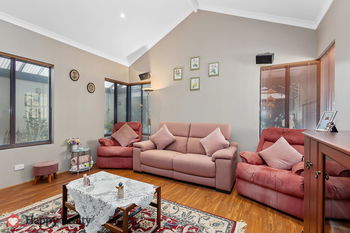 Listing image for 11 Yalgan Pass, CANNING VALE  WA  6155