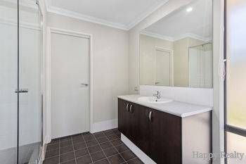 Listing image for 11 Arklow Glen, CANNING VALE  WA  6155