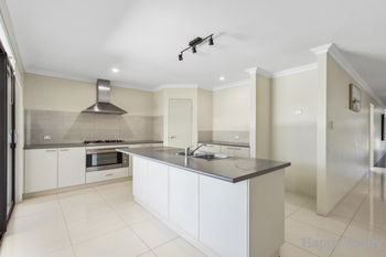 Listing image for 11 Arklow Glen, CANNING VALE  WA  6155
