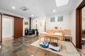Listing image for 11 Pioneer Drive, THORNLIE  WA  6108