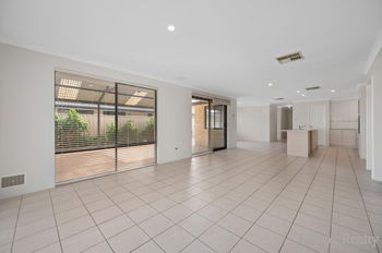 Listing image for 4 William Street, WATTLE GROVE  WA  6107