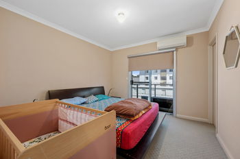Listing image for 25/12 Davis Road, KELMSCOTT  WA  6111