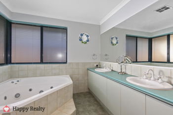 Listing image for 11 Yalgan Pass, CANNING VALE  WA  6155