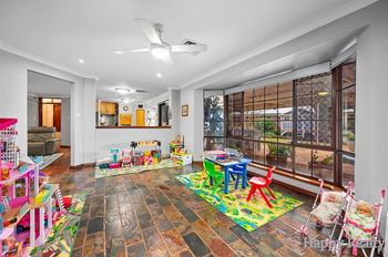 Listing image for 9 Cheyne Close, THORNLIE  WA  6108