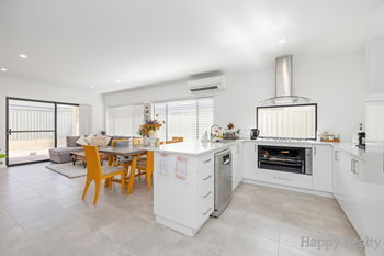 Listing image for 25 Fringed Way, PIARA WATERS  WA  6112