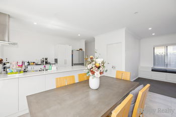 Listing image for 25 Fringed Way, PIARA WATERS  WA  6112