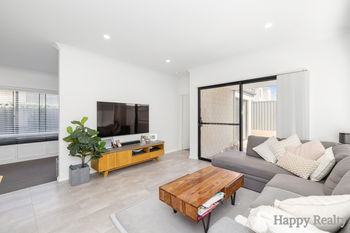 Listing image for 25 Fringed Way, PIARA WATERS  WA  6112