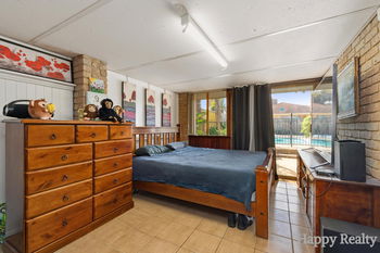 Listing image for 13 Regal Drive, THORNLIE  WA  6108